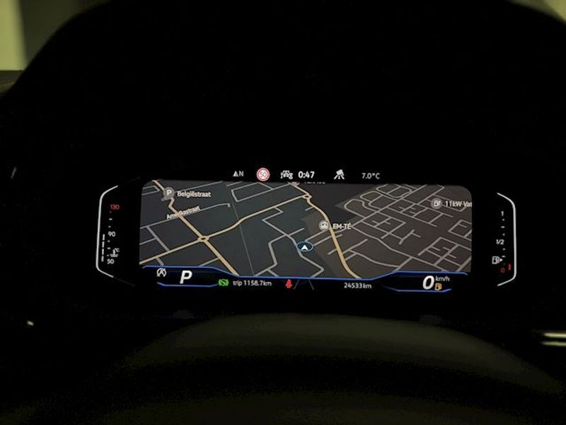 Vehicle Image 35