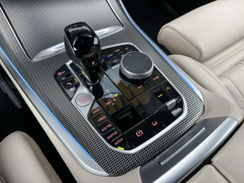 Vehicle Image 18