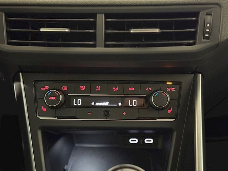Vehicle Image 53