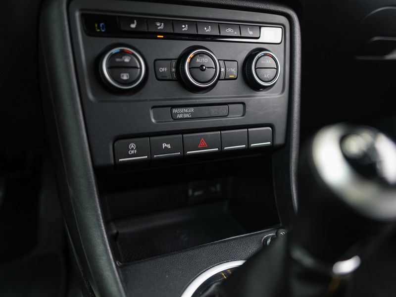 Vehicle Image 39