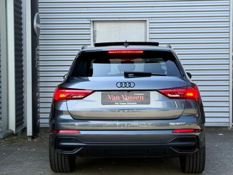Vehicle Image 50