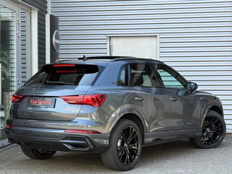 Vehicle Image 51