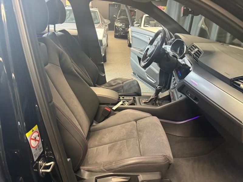 Vehicle Image 47