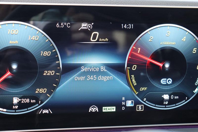 Vehicle Image 73