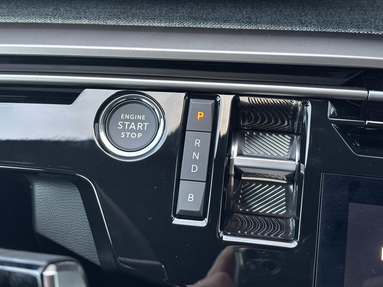 Vehicle Image 50