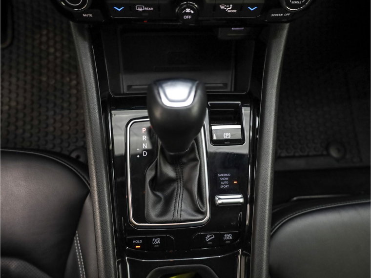 Vehicle Image 40