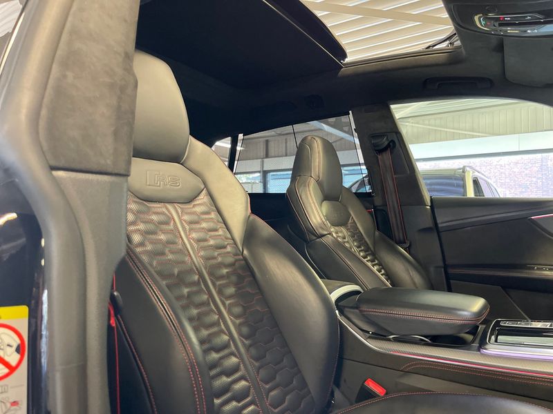 Vehicle Image 41