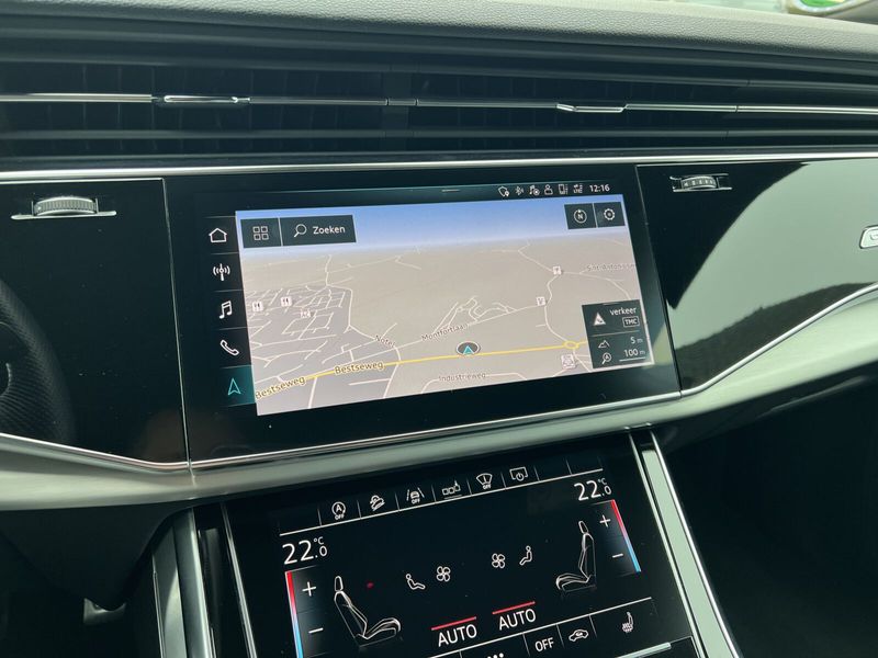 Vehicle Image 36